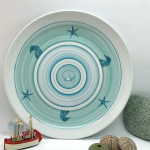Presentation plate in hand-painted porcelain, turquoise and marine atmosphere image 1