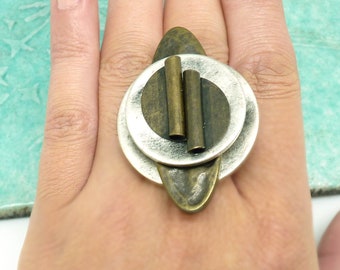 Silver and bronze ring, round and long, minimal graphic - FUTURIA - adjustable