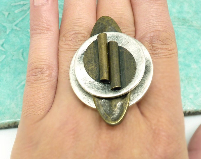 Silver and bronze ring, round and long, minimal graphic - FUTURIA - adjustable