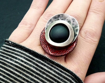 Wooden ring, red and black, silver metal and adjustable resin - NEW RETRO - Best seller!