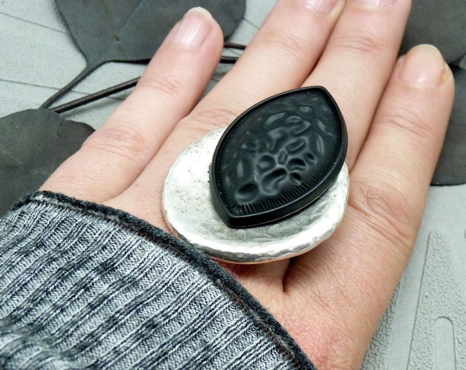 Large hammered black silver ring in ZEN metal adjustable