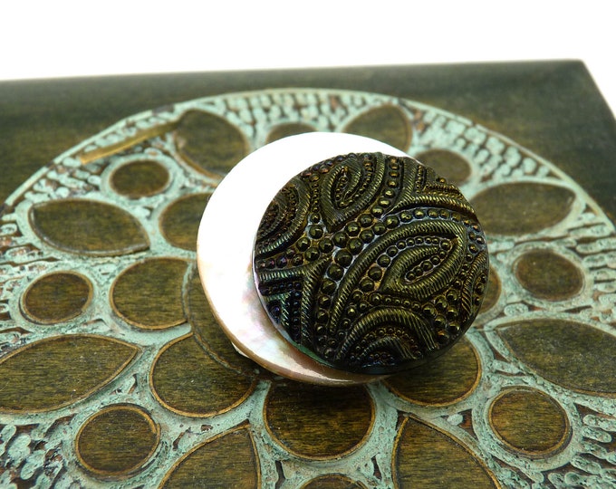 Magnetic brooch magnetic magnet brooch accessory for scarf Hijab clothing bag and decoration in mother-of-pearl and glass MAMIKA
