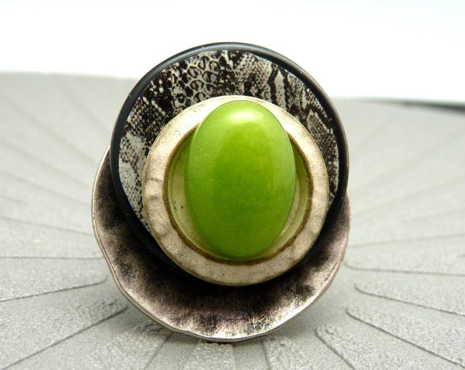 Large silver ring with anise green agate stone and snake motif GREENSNAKE adjustable