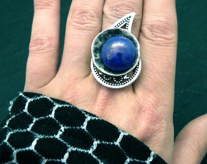 Long silver ring in metal and indigo blue glass CACHEMIR adjustable adjustable