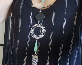 Long necklace, aventurine stone necklace, silver metal pompom, black wood, ethnic ALEGRIA