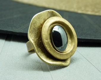 Large hematite stone ring matt aged gold metal GRECCOR adjustable adjustable