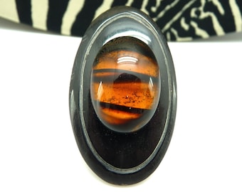 Orange tiger oval ring, in Glass and Black Horn - adjustable - Ethnic Minimalist - OVILDA TIGRINE