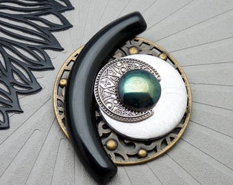 Bronze and Green Sacarabic Magnetic Brooch, XXL Size | ATLAS | for fastening a coat - KUMKA