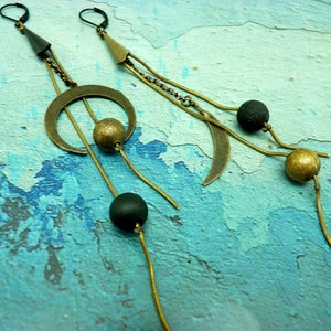 LUNA long asymmetrical black and bronze metal and resin earrings, clip-on option, best seller