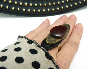 Long black and red bronze ring in horn and resin and ethnic and graphic metallic resin LUCI adjustable adjustable Last piece!