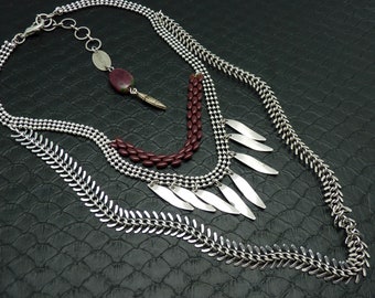 3-row ethnic bib necklace in silver and burgundy metal and back jewel in ruby zoisite stone ASHBAL