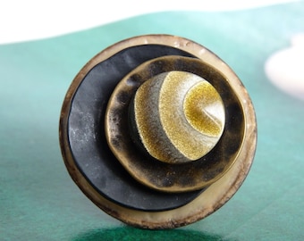 Large Ring in wood, metal and resin, khaki, olive green, ecru, black, ECLIPSE, adjustable