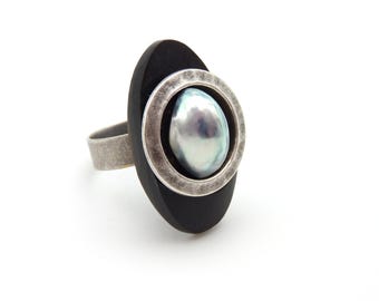 Long sky blue mother-of-pearl ring, in metal horn - ethnic chic - ANGEL adjustable