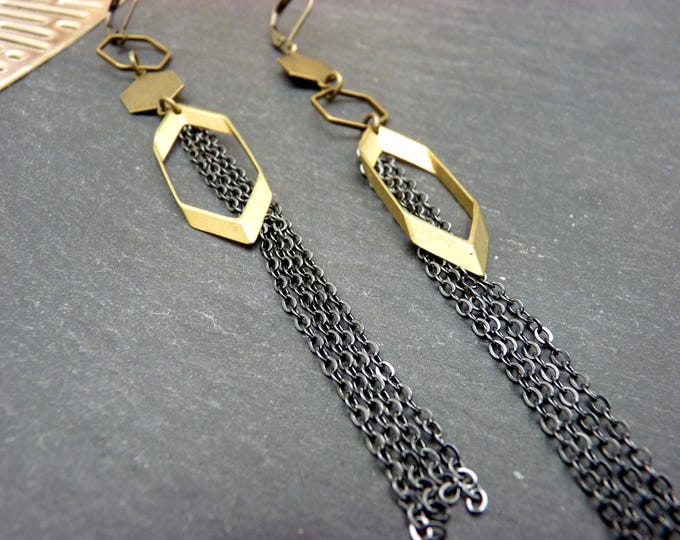HEXAYIA extra-lightweight 3D bronze and gunmetal asymmetrical earrings, clip-on option