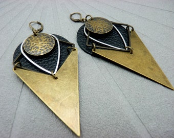 Ethnic earrings black leather and bronze metal triangle graphic tribal chic FUSION clip option