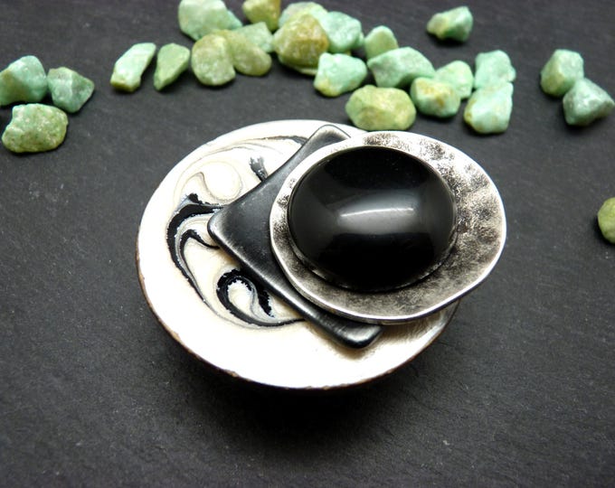 Magnetic brooch with black onyx stone, wood and metal to close a coat, large vest, stole ADVENTURER