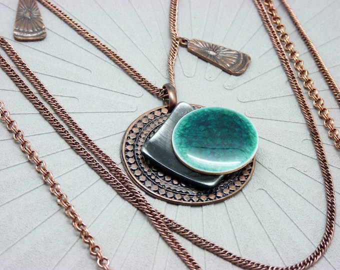 copper multi-chain sautoir necklace, duck green ceramic pendant - PACORINGO - boho chic necklace