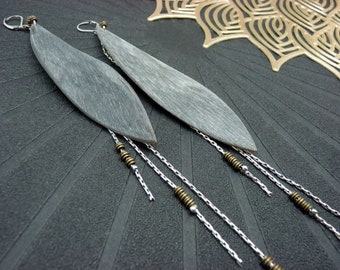 Extra Long Ethnic leaf earrings in sanded gray horn silver chains SIOUX clip option