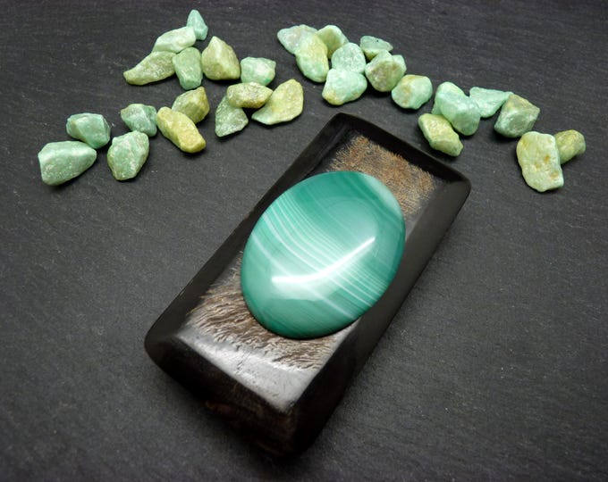 Magnetic brooch with green agate stone, rectangular horn, to close coat, large vest, stole GREEN AGATE