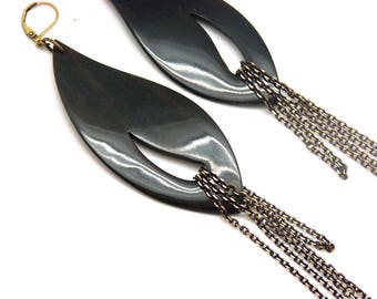 Long earrings in black horn and metal chains REBEL CHIC option Clips