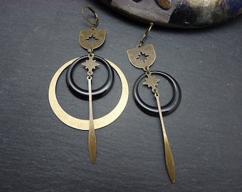 Asymmetrical hoop earrings star black bronze enamelled SATURNELLE clip option