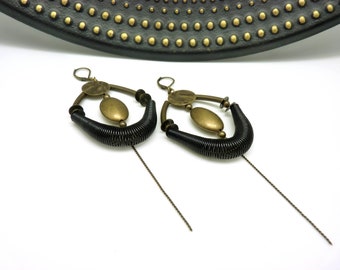 Spring hoop earrings, black bronze, metal, metallic resin, chic graphic | WAZZ | Clip option - KUMKA