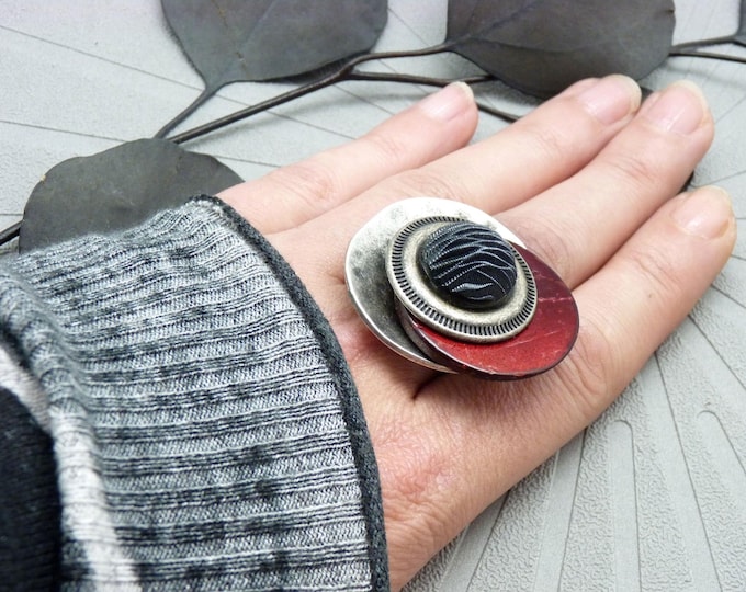 Large silver ring, red wood, black zebra resin | ethnic | CAPRI | adjustable