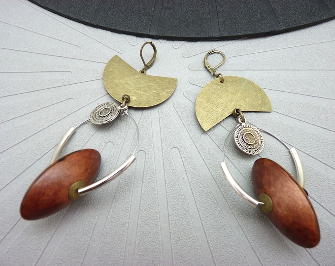 Ethnic asymmetrical earrings in light wood, burgundy, silver, bronze metal | ZIMBA | clip-on option Last item!
