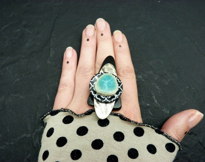 Large long ring blue silver black, horn, resin, mother-of-pearl and ceramic, ethnic graphic REBELLIA adjustable / last piece!