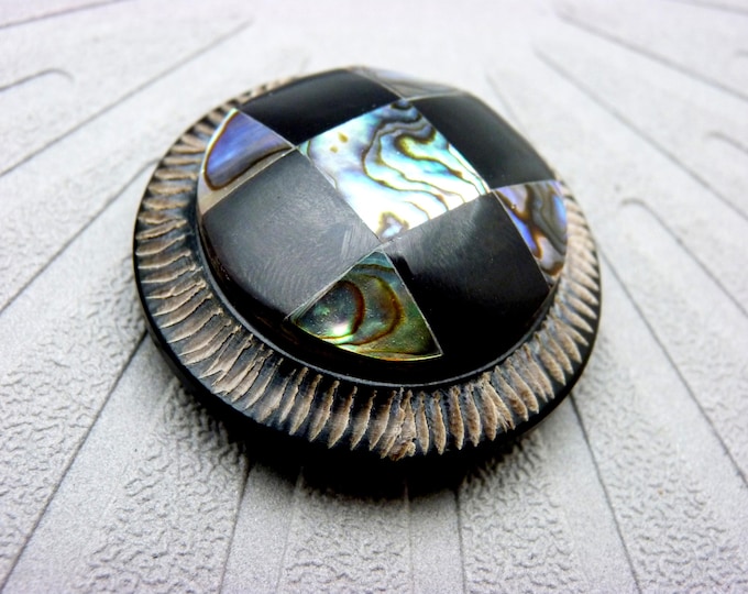Mother-of-Pearl and Horn Checkerboard Magnetic Brooch | CHESSBOARD | for fastening a vest