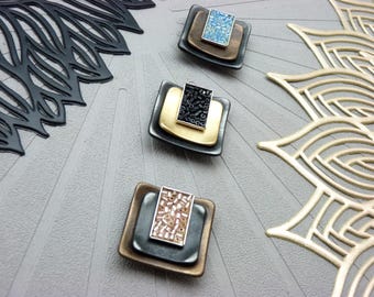 Chic contemporary magnetic square brooch | QUARTY | for fastening a vest or scarf - KUMKA