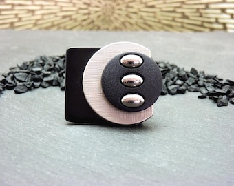 Bague noire carrée argent mat | minimaliste et futuriste | anneau réglable | FUTURIA | Dernière pièce ! - KUMKA