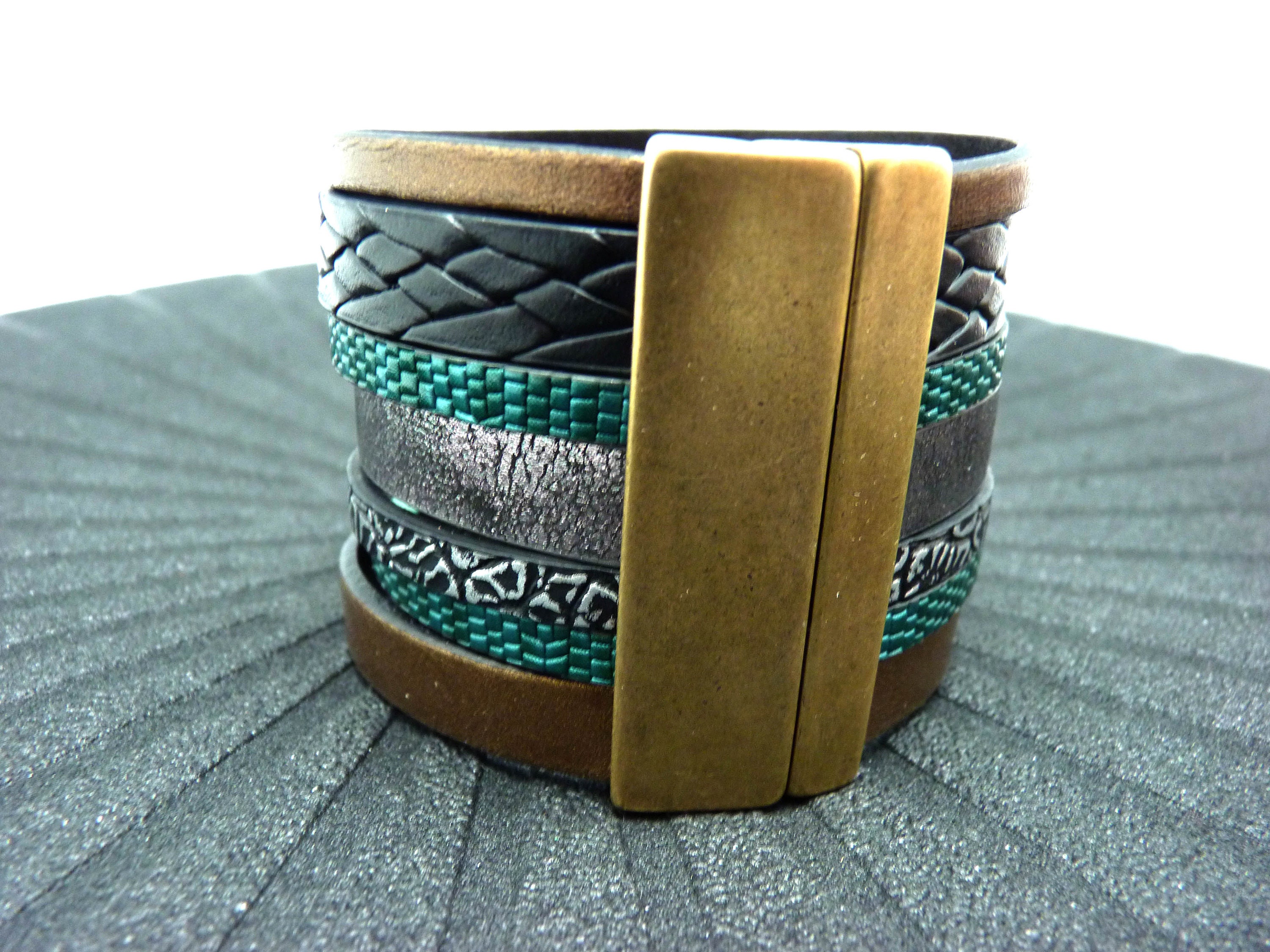 Bracelet Manchette Cuir Magnétique Aimanté Bronze Noir Or 
