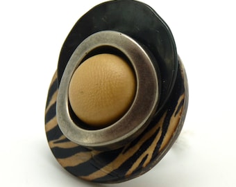 Large Zebra wood ring metal ethnic resin ZEBRE adjustable adjustable Best seller