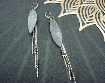 Ethnic leaf earrings in sanded gray horn with silver chains, Sioux style, clip-on option