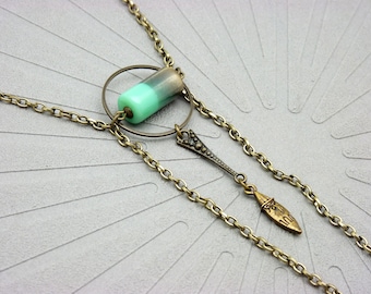 Y-shaped necklace with turquoise glass pendant, vintage gold chain - KOUDKLAST - long boho art deco necklace