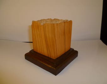 socle carré en bois d'olivier et de chêne olivtext2