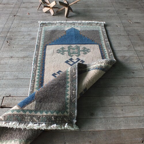 Small Oriental Rug, Small Entry Rug, Small Turkish shops Rug, Small Oushak Rug, Small Vintage Rug, Entry Rug, Small Rug 2x3 Rug approx.