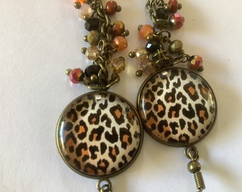 Boucles d’oreille cabochon cabochon superbe léopard, perle marron beige, bohème chic, métal bronze, unique,  fait main, artisanat, cadeau