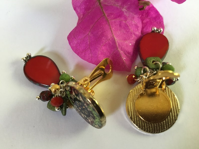 rosace shape Earrings clips Burgundy beige golden metal Czech Pearl boho oval bright red vintage air shades of green