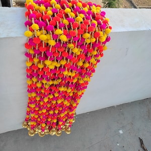 50 pc FREE SHIPING Pom pom Indian Wedding Mehndi Sangeet Haldi Decor, Wedding Backdrop Decor Bell String,Indian Bell Garlands,
