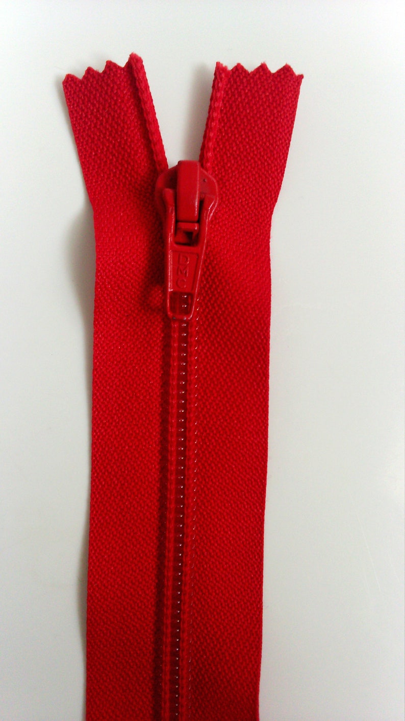 28 to 30 cm - DMC Invisible closure 2 sizes of c with zipper red OFFicial Max 49% OFF store