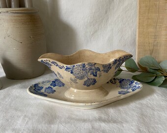 Sauciere on frame Saint Amand Hamage France snowball model. Old gravy boat. ancient France. Ironstone. Iron Land