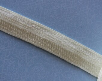 pale yellow elastic band