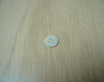 small button mother of Pearl four passages
