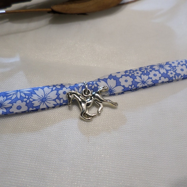 Bracelet Cheval en tissu biais liberty fleuri bleu ciel