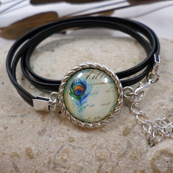 Bracelet Cabochon plume de paon bleue turquoise et cuir noir, Bijou original femme, Cadeau d'anniversaire, Mamie, Cadeau Maman