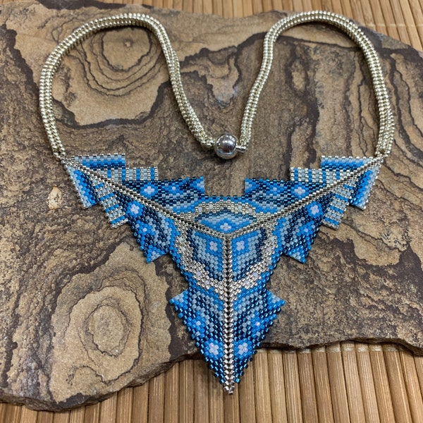 Aztec Treasure Necklace Pattern