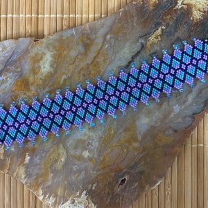 Over the Edge Odd Count Peyote Bracelet Pattern Kit