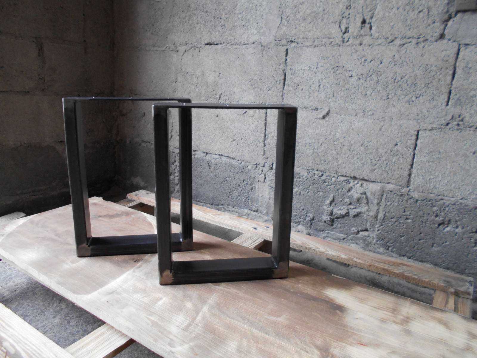 Pied table basse métal, style industriel 30 ou 40cm - Vest30-40 - Pyeta